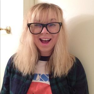 Meet your Posher, Leslie